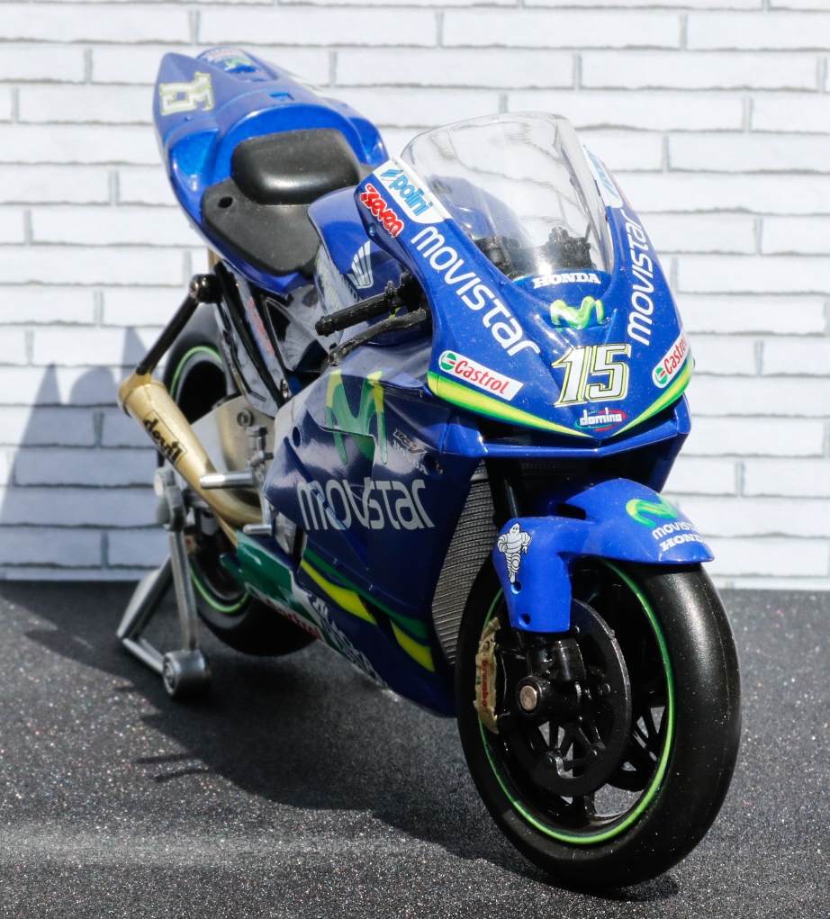 New Ray 1-12 Honda RC211V Movistar